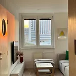 Castle View 3br In Old Town Διαμέρισμα *
