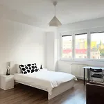 Castle View 3br In Old Town Διαμέρισμα Μπρατισλάβα