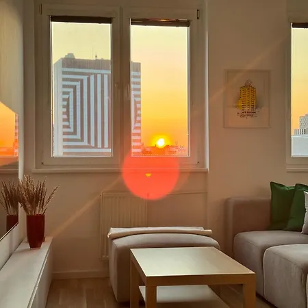 Castle View 3br In Old Town