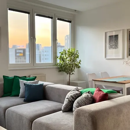 Castle View 3br In Old Town * Bratislava