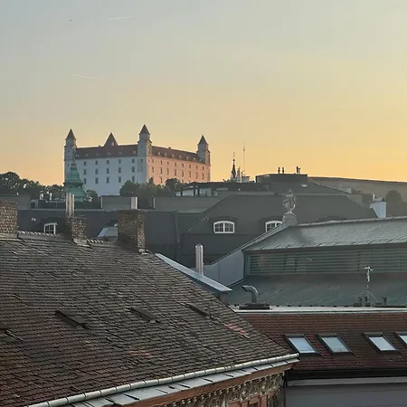 Διαμέρισμα Castle View 3br In Old Town