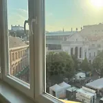 Castle View 3br In Old Town * Bratislava
